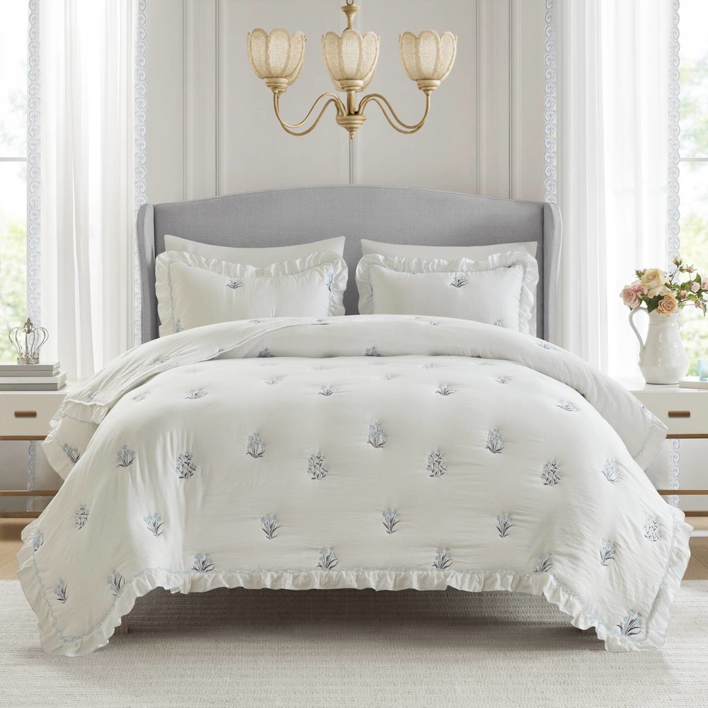 Aglaia Quilt Set. Picture 2