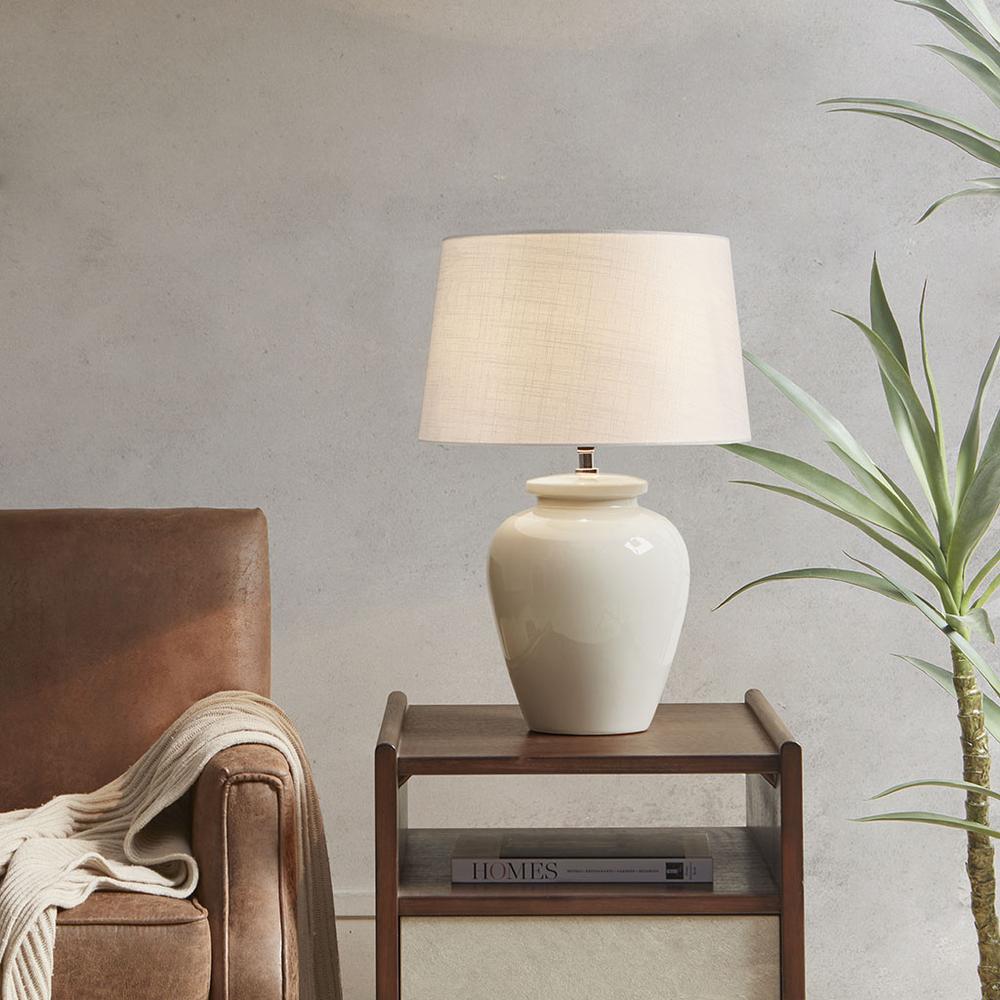 Ceramic Table Lamp. Picture 3