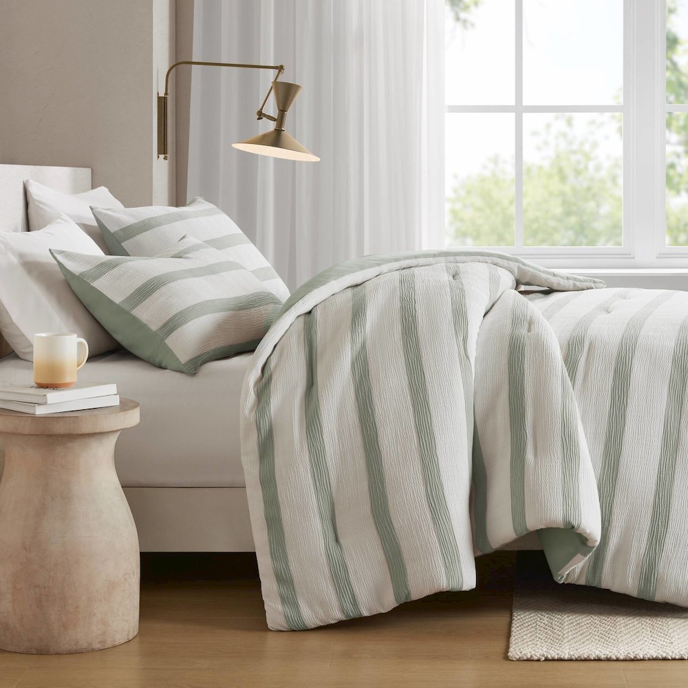 Merritt Yarn-dyed striped comforter, Sage Green color. Picture 2