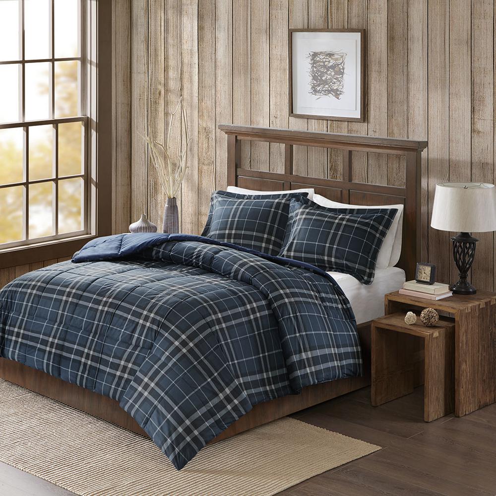 CozySpun Down Alternative Comforter Mini Set. Picture 4