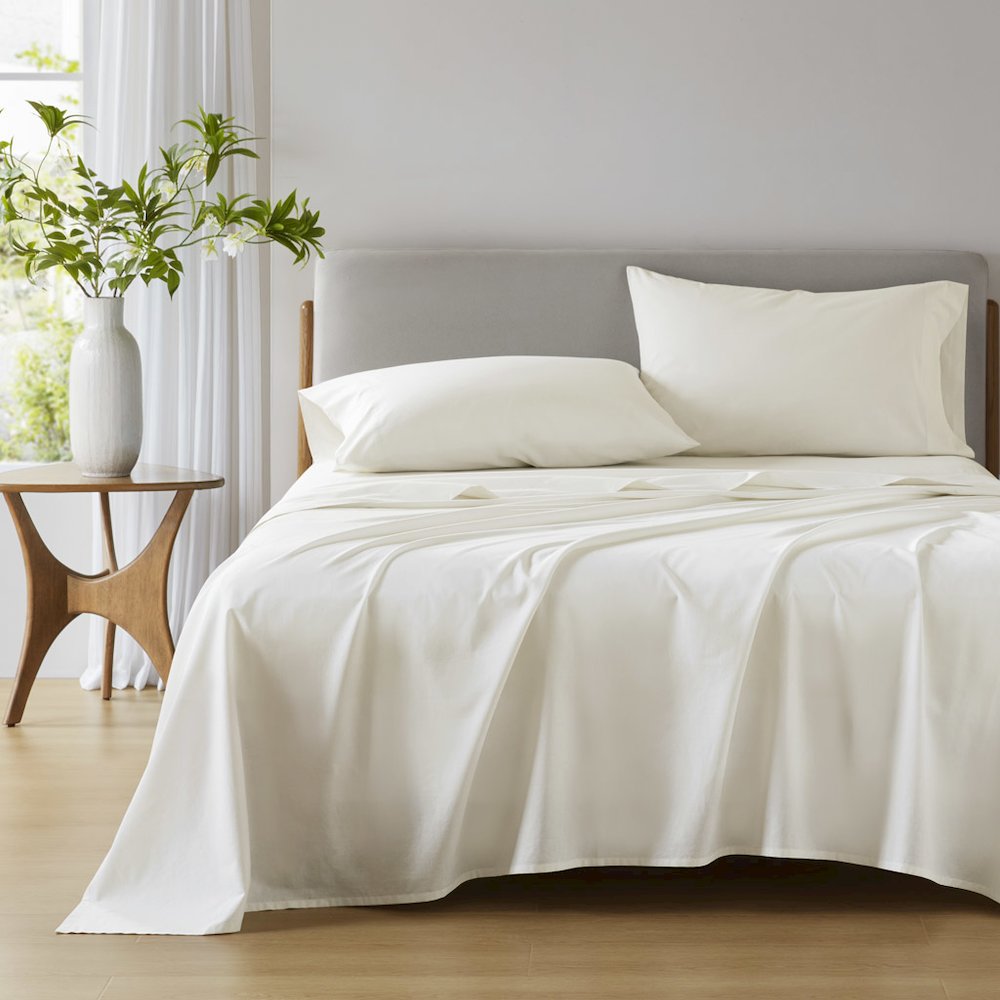 Cotton 144TC 100% Cotton Solid Sheet Set, Ivory color. Picture 1