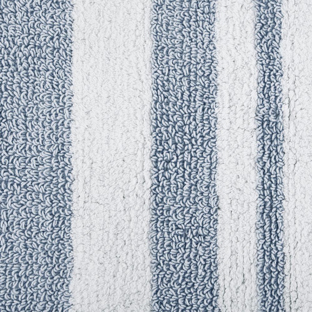 Reversible Bath Rug. Picture 1