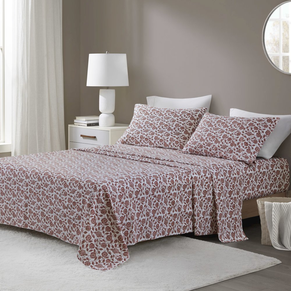 Oversized Cotton Flannel 4 Piece Sheet Set in Rust Floral. Picture 5