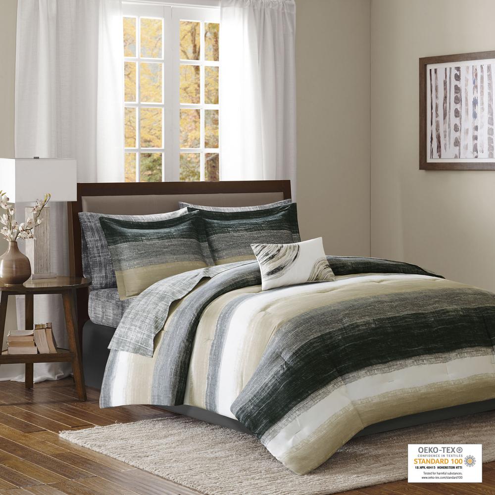 7 Piece Comforter Set with Cotton Bed Sheets. Picture 5