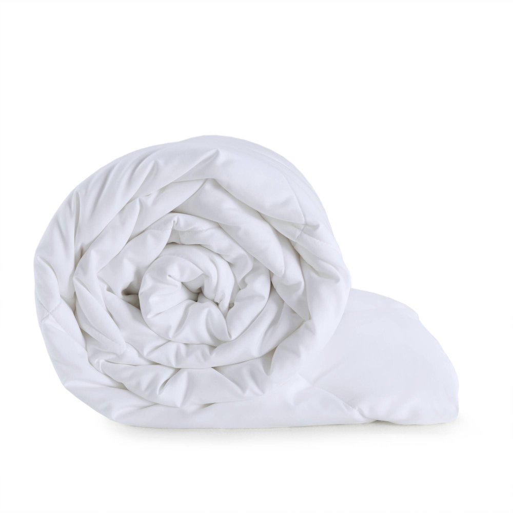 Cooling Touch Oversized Down Alternative Comforter in White Color. Picture 1