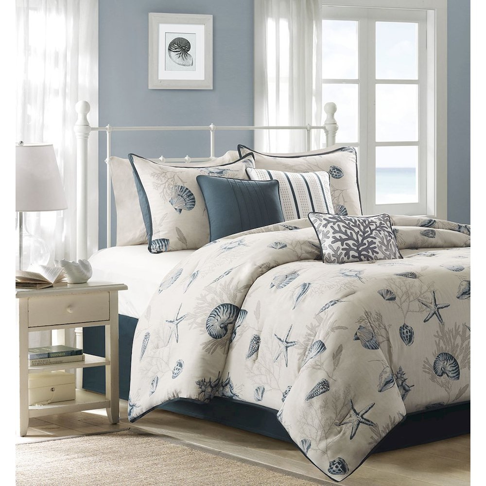 7 Piece Comforter Set. Picture 4