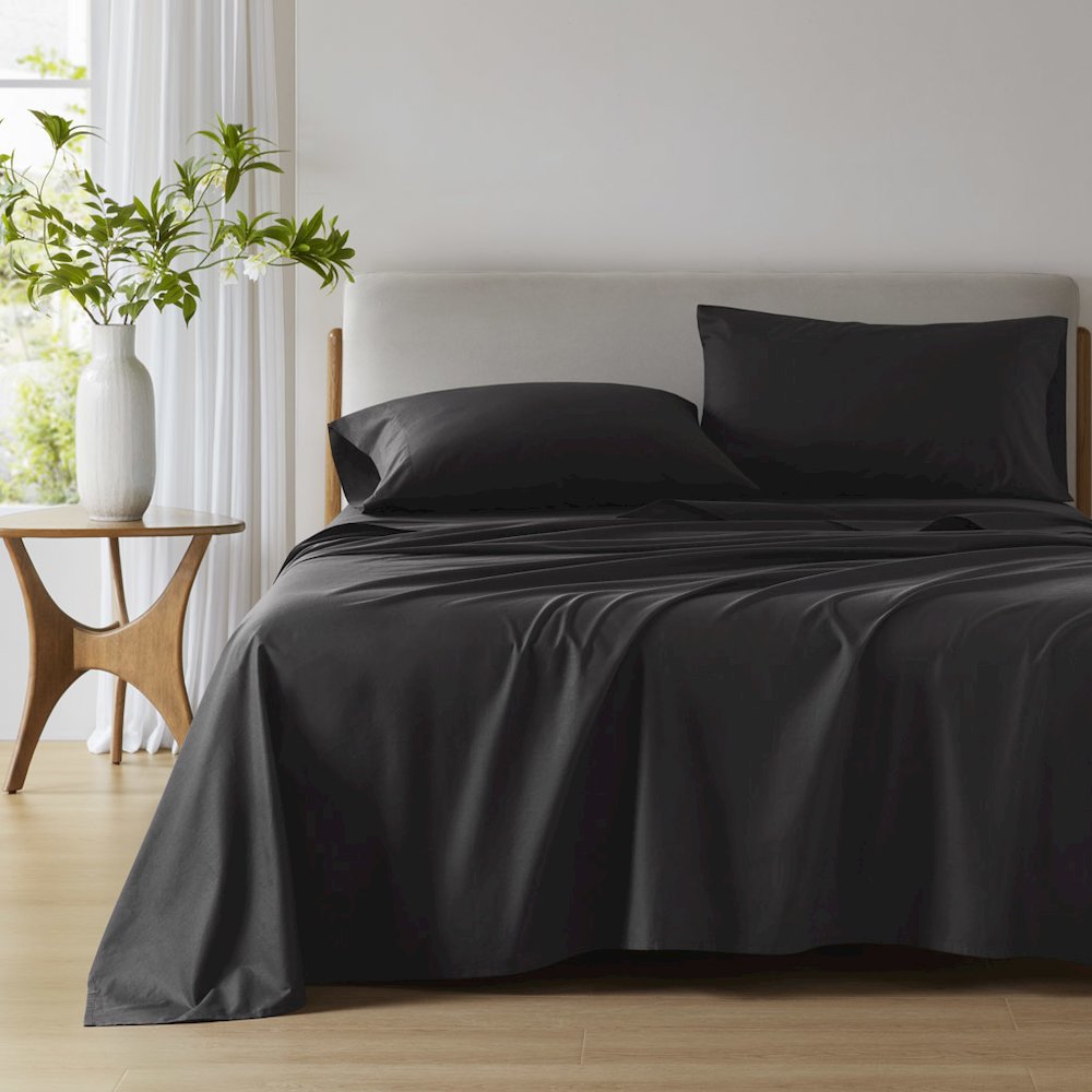 Cotton 144TC 100% Cotton Solid Sheet Set, Black color. Picture 1