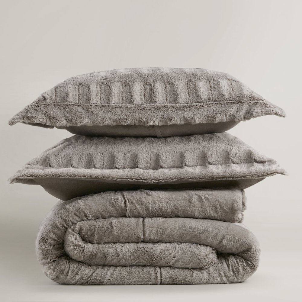 Gia Solid Faux Fur Comforter Mini Set, Gray color. Picture 1