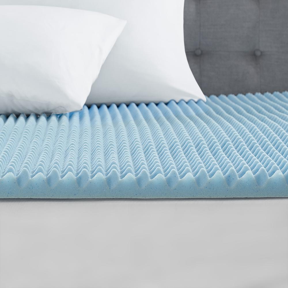 All Season Reversible Hypoallergenic 1.5" Cooling Mattress Topper. Picture 1