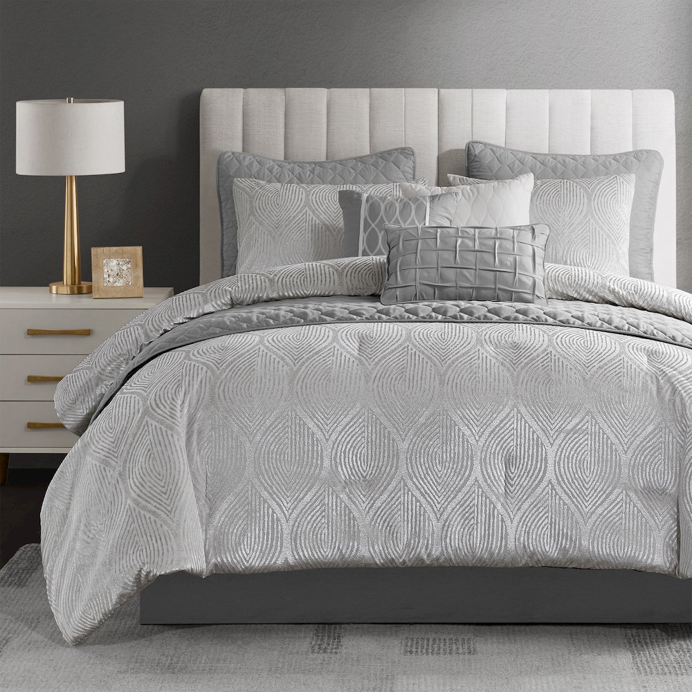 Nocturne Comforter Set. Picture 1