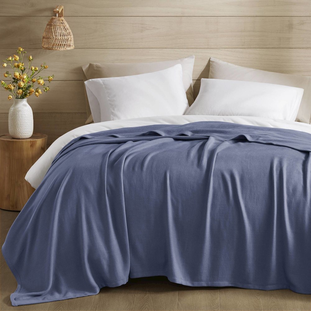 Bamboo Cotton Rayon from Bamboo Cotton Blanket, Navy color. Picture 2