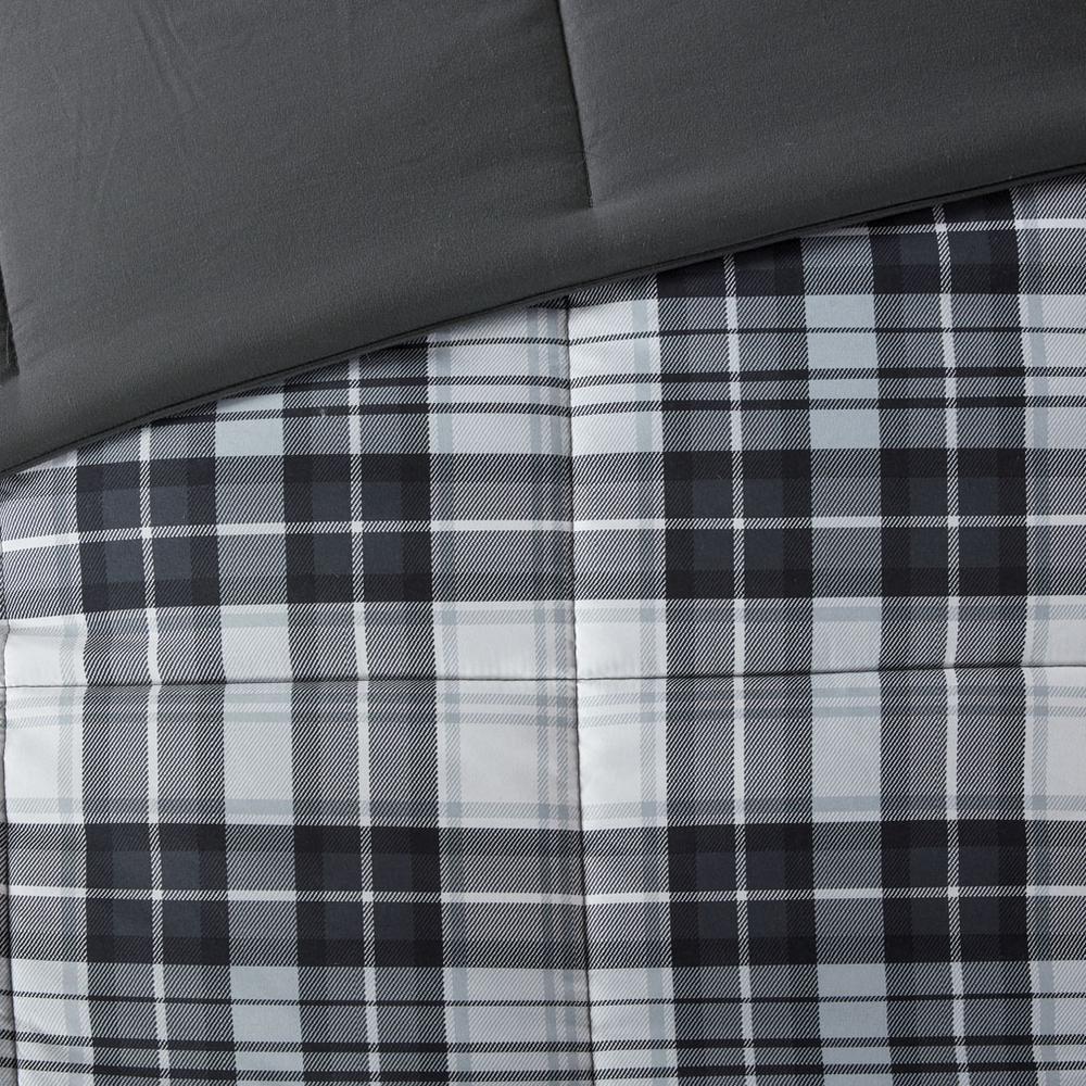 3M Scotchgard Down Alternative All Season Comforter Set. Picture 3