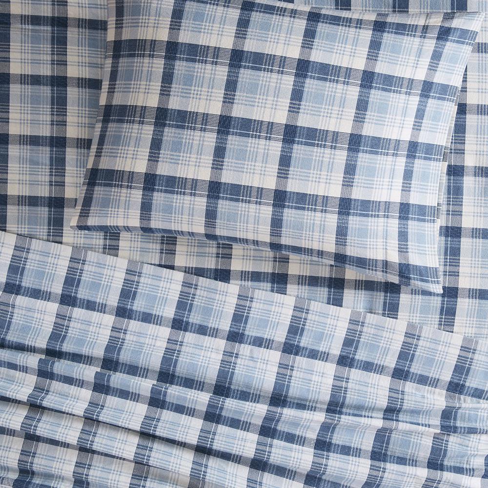 Flannel Sheet Set, Blue Plaid color. Picture 3