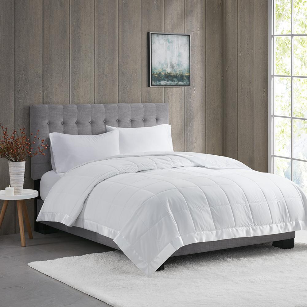 Lightweight Down Alternative Blanket with Satin Trim. Picture 4
