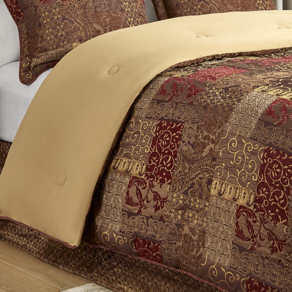 Galleria 4 Piece Comforter Set, Red color. Picture 1
