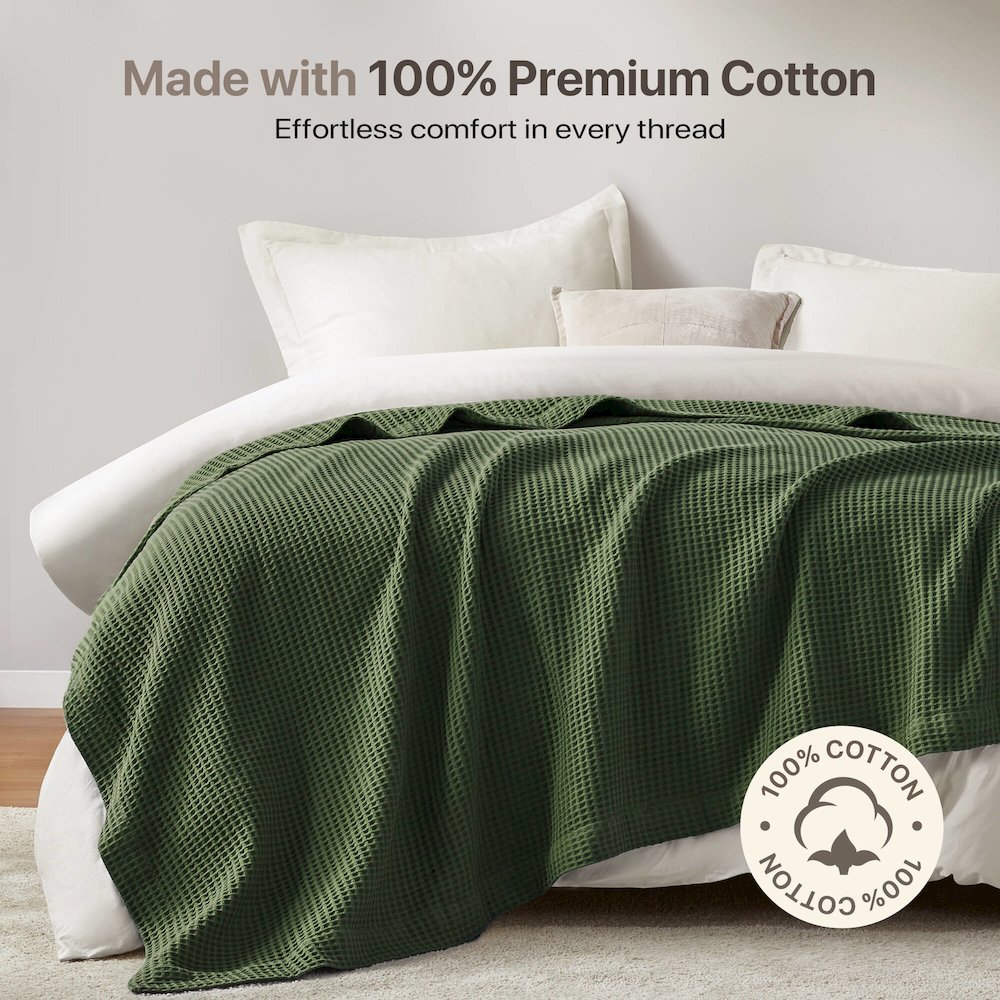 Waffle Weave Cotton Blanket, Olive Green color. Picture 2