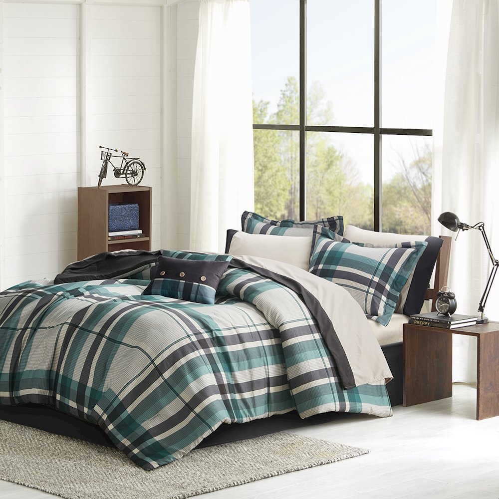 Robbie Plaid Comforter Set with Bed Sheets in Teal/Black Color. Picture 1