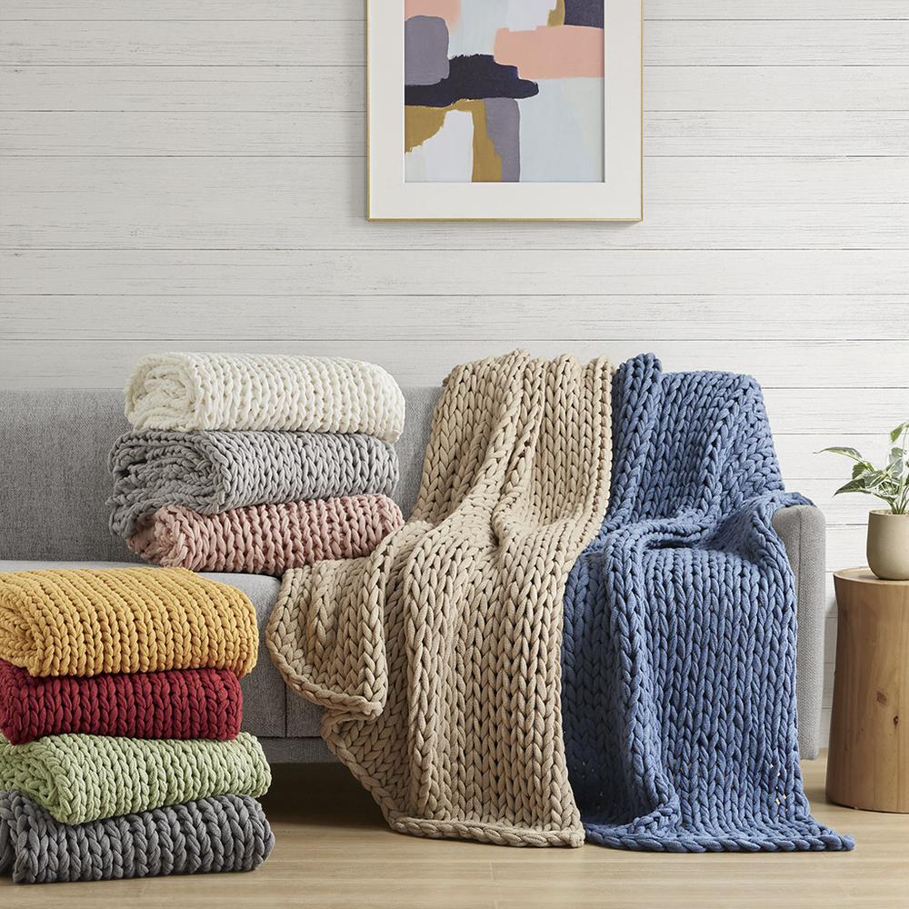 Handmade Throw. Picture 4
