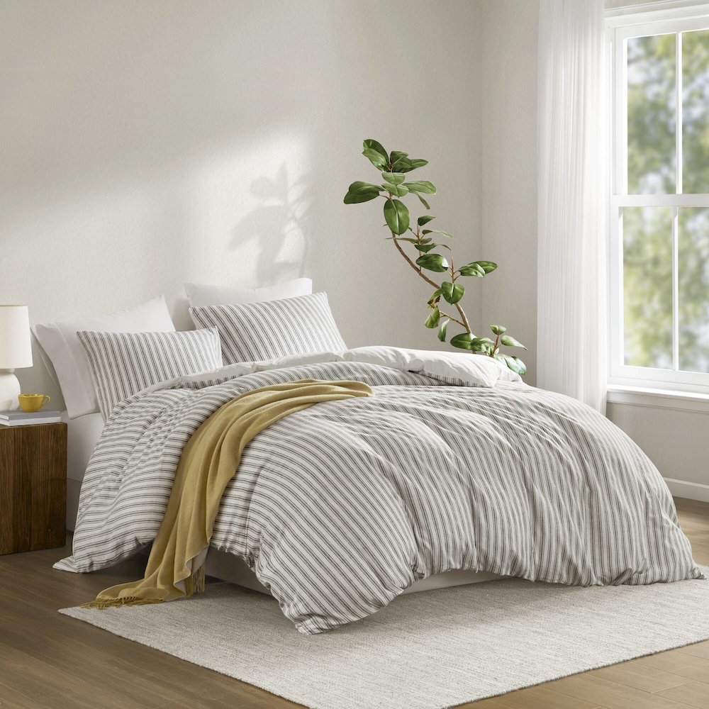 Etta 3PCS Duvet Set, Grey color. Picture 1
