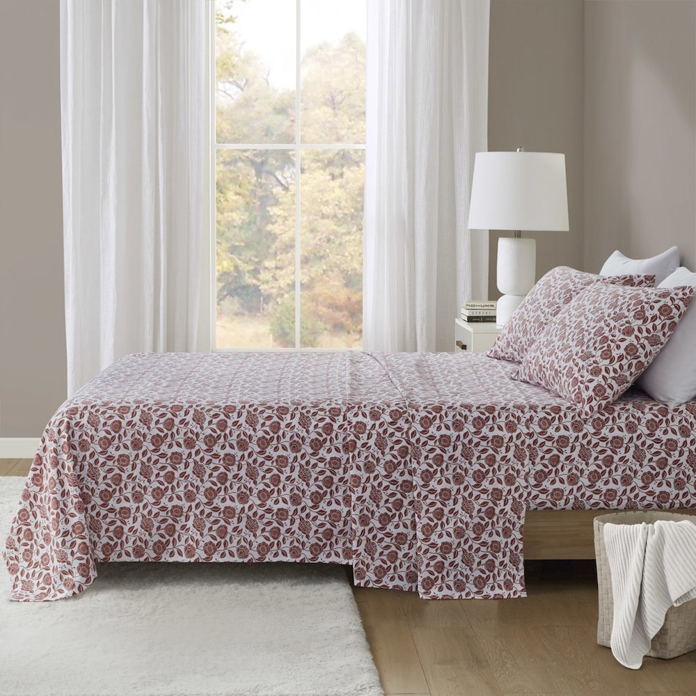Oversized Cotton Flannel 4 Piece Sheet Set in Rust Floral. Picture 1