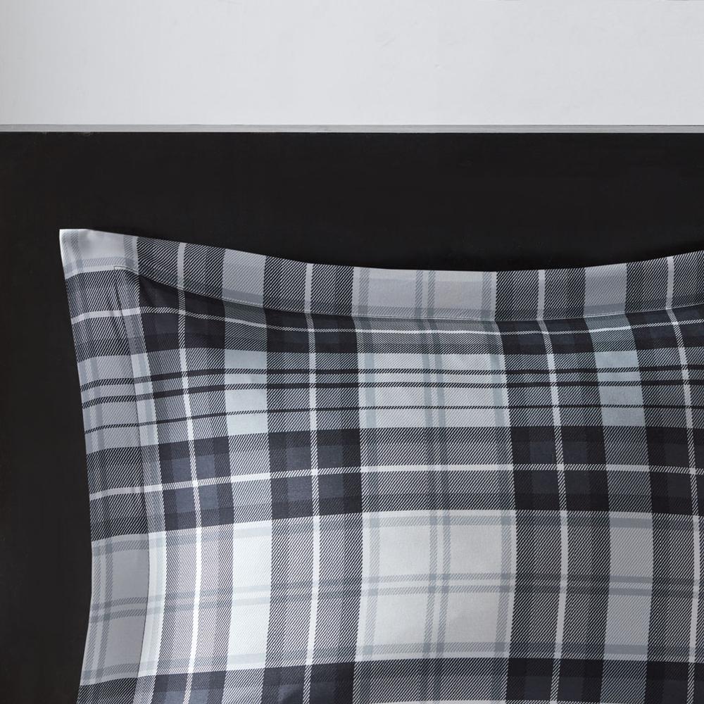 3M Scotchgard Down Alternative All Season Comforter Set. Picture 5