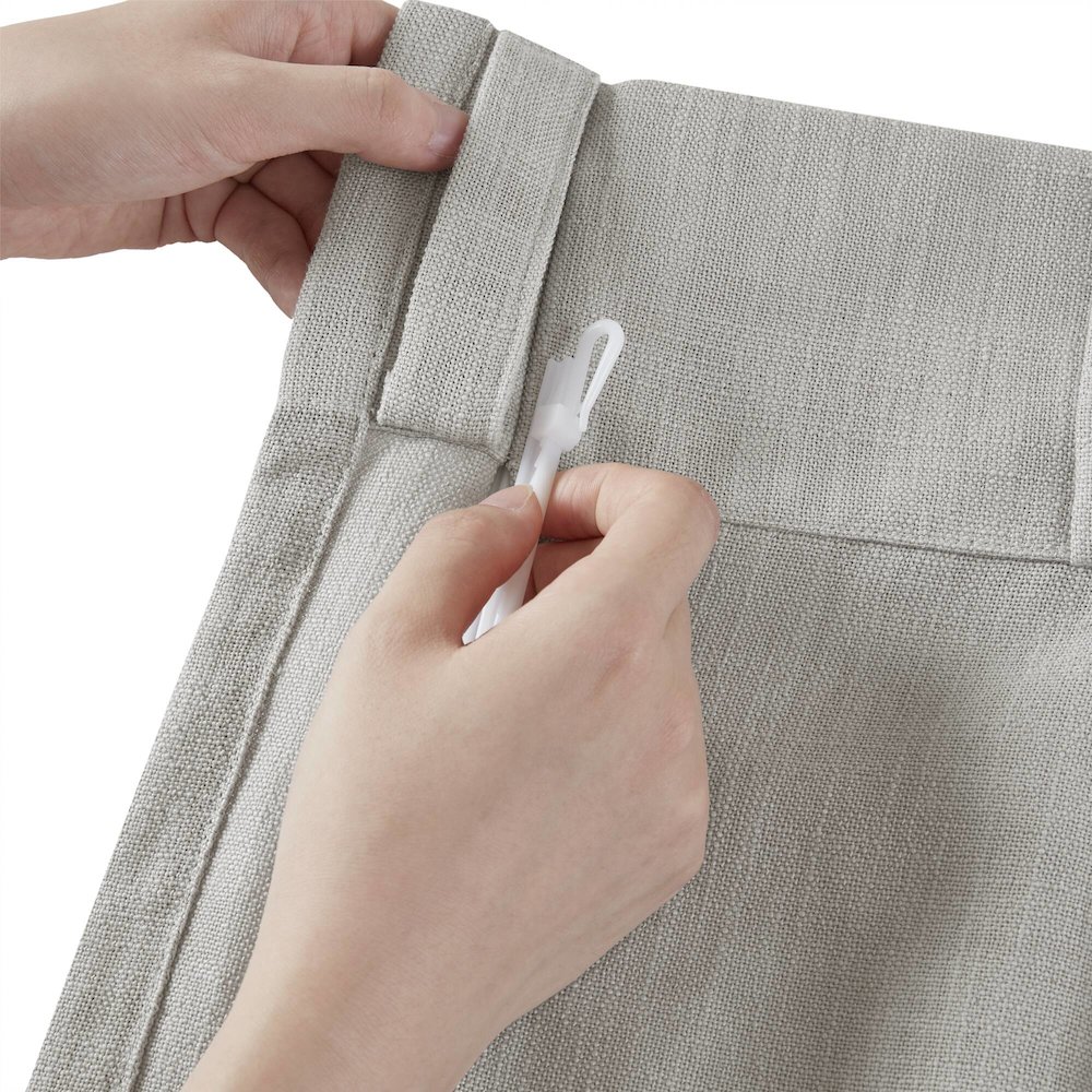 Emery 300gsm poly linen with 7 pinch pleat per pc. Picture 5