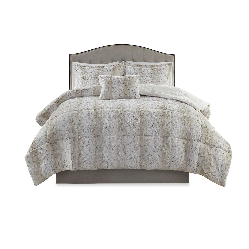 4PC Faux Fur Comforter Set. Picture 3