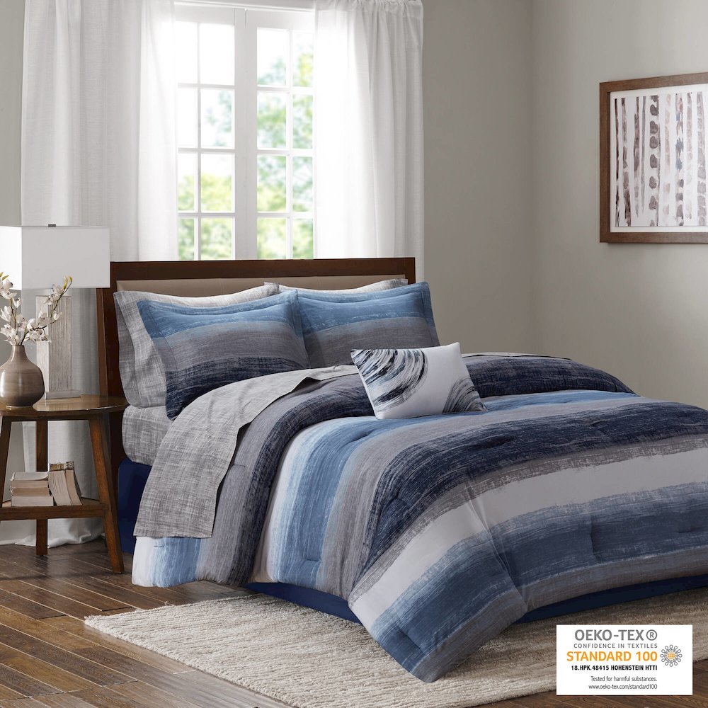 9 Piece Comforter Set with Cotton Bed Sheets. Picture 5