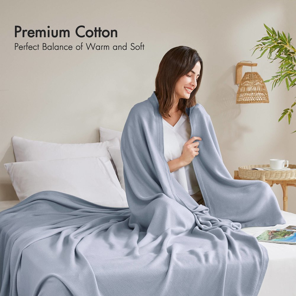 Bamboo Cotton Rayon from Bamboo Cotton Blanket, Light Blue color. Picture 4