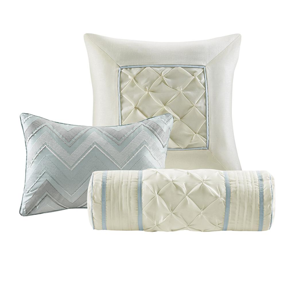 Laurel 7 Piece Tufted Comforter Set, Seafoam color. Picture 2
