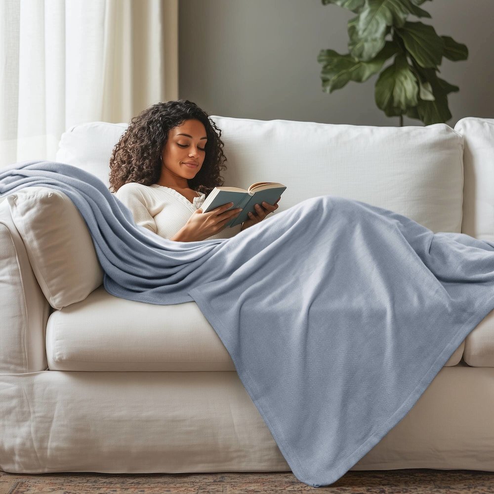 Bamboo Cotton Rayon from Bamboo Cotton Blanket, Light Blue color. Picture 3