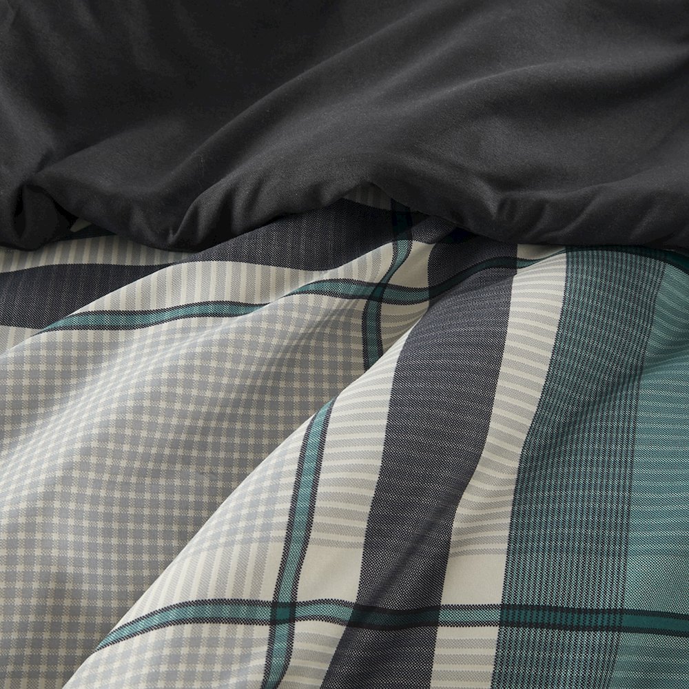 Robbie Plaid Comforter Set with Bed Sheets in Teal/Black Color. Picture 4