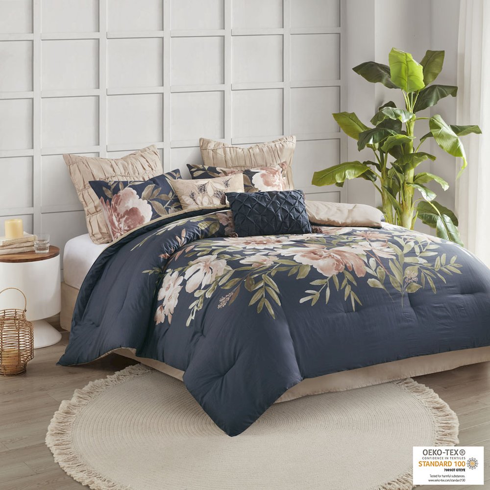 8 Piece Cotton Comforter Set. Picture 4