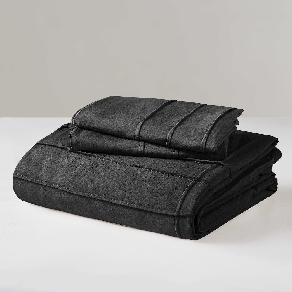 Porter Soft Washed Pleated Duvet Cover Set, Black color. Picture 5