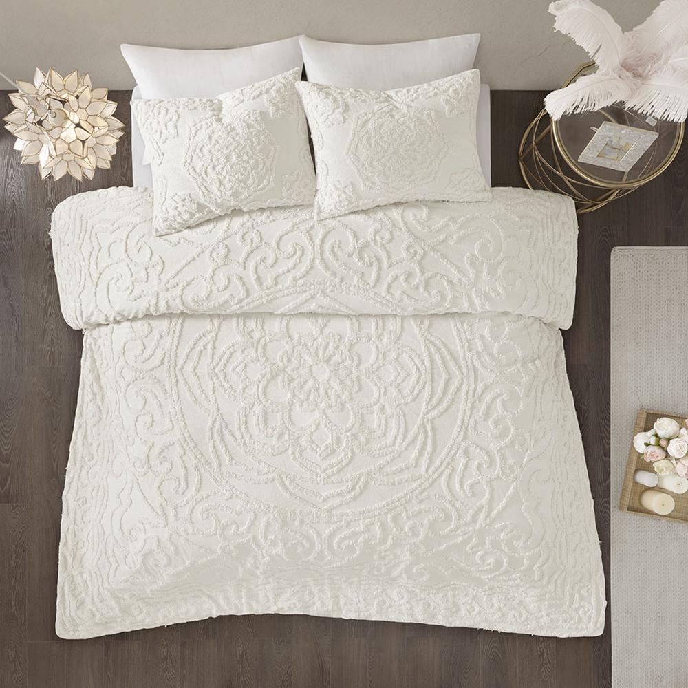 3-Piece Tufted Cotton Chenille Medallion Comforter Set. Picture 3