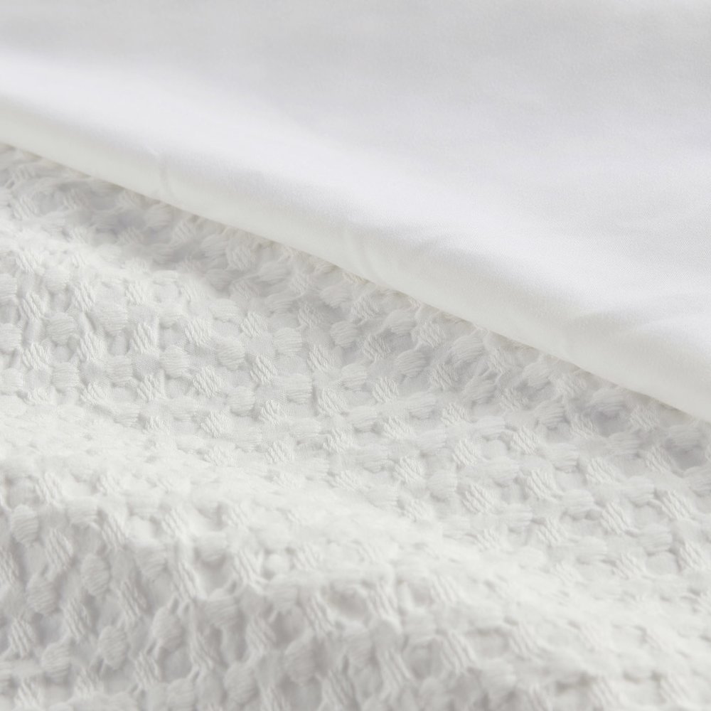 Mina Waffle Weave Textured Duvet Cover Set, White color. Picture 4
