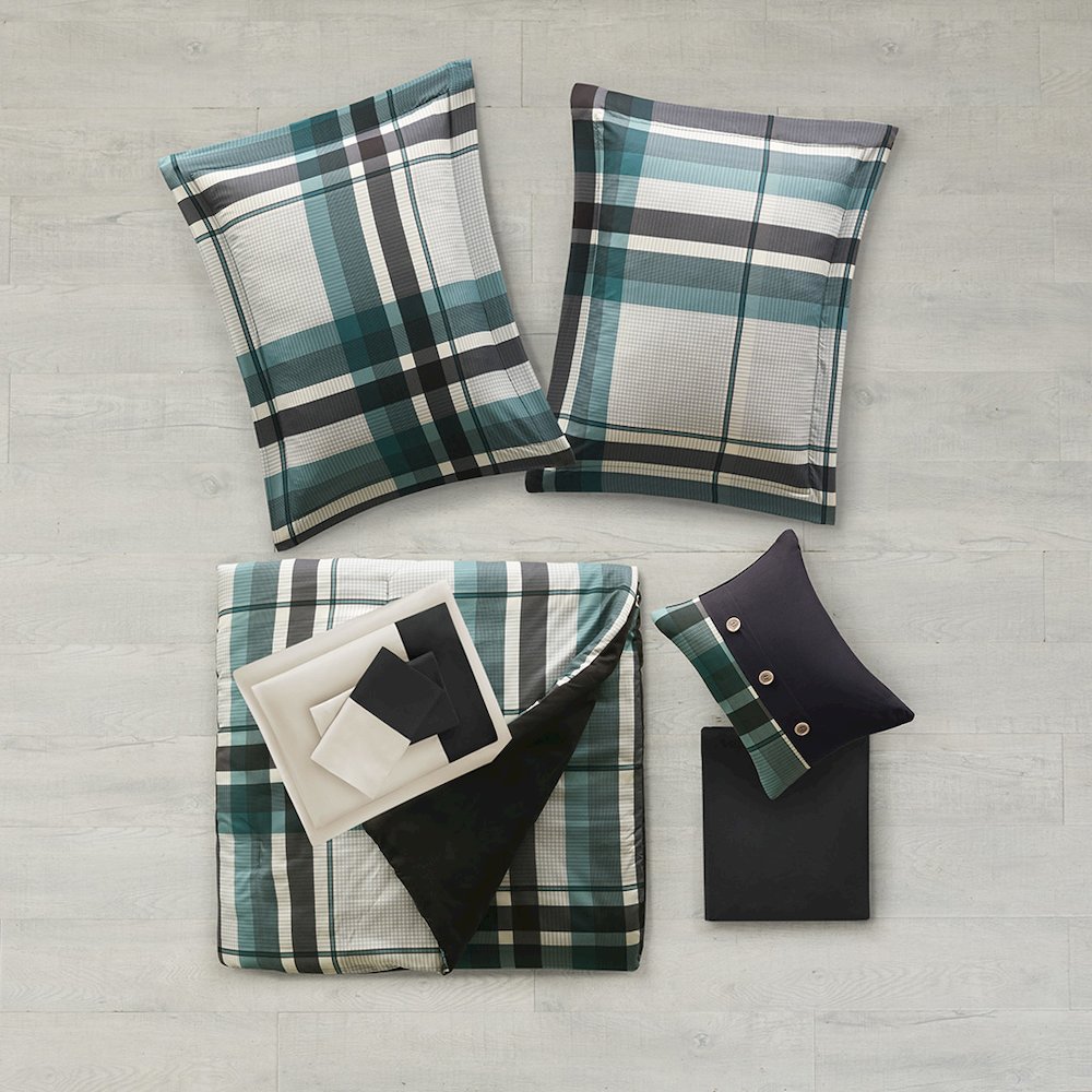 Robbie Plaid Comforter Set with Bed Sheets in Teal/Black Color. Picture 3