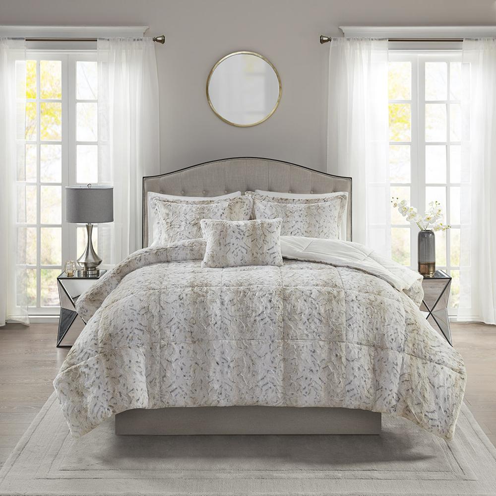 4PC Faux Fur Comforter Set. Picture 2