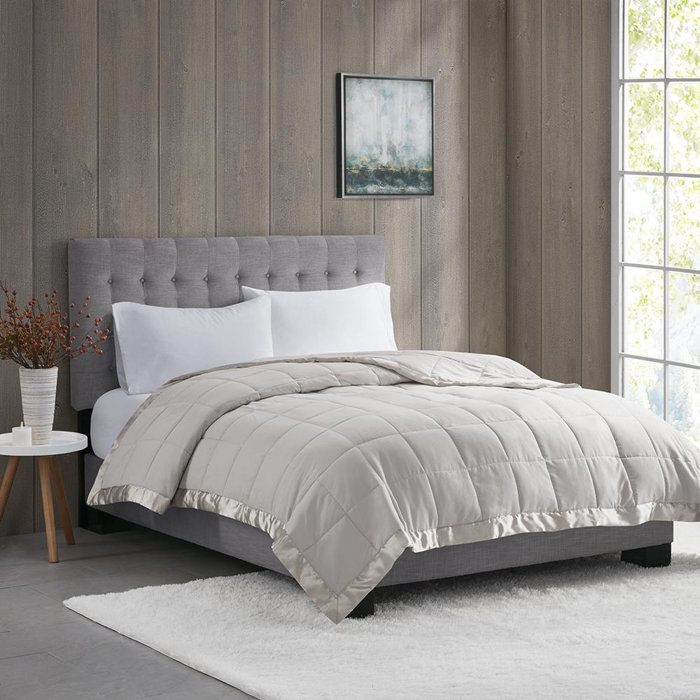 Lightweight Down Alternative Blanket with Satin Trim. Picture 4