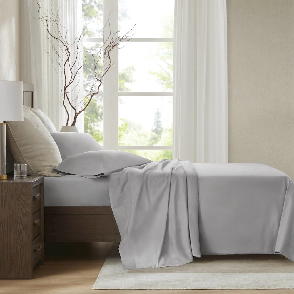 Sateen Sheet Set, Gray color. Picture 3