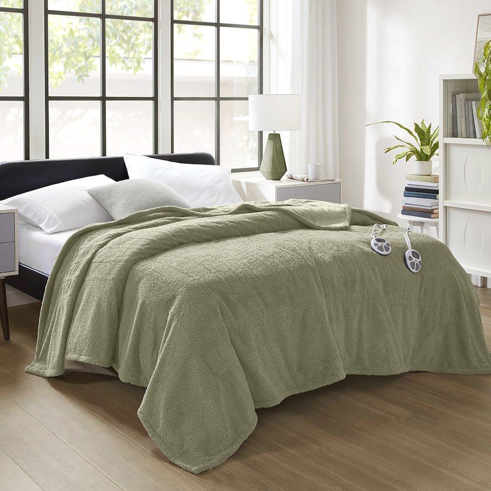 Dream Soft Heated Blanket, Sage color. Picture 2