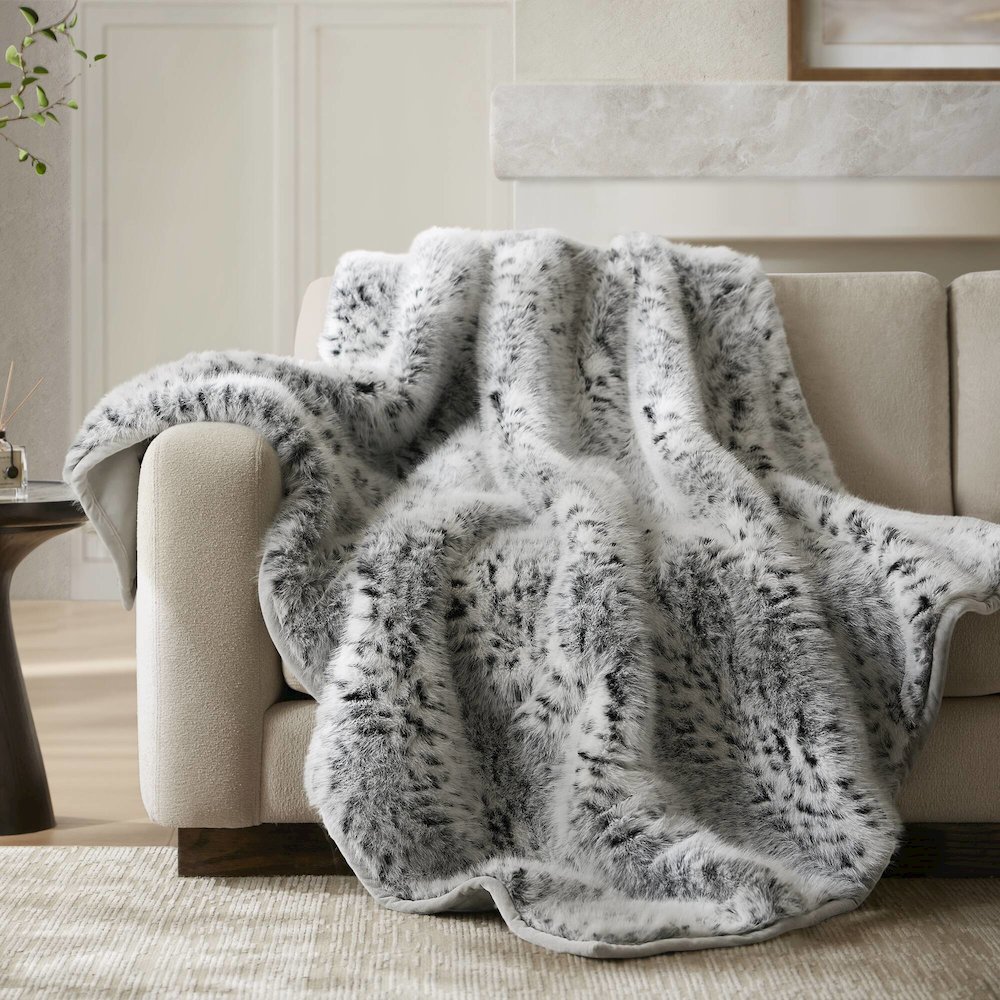 Botswana Animal Print Faux Fur Throw Blanket, Snow Leopard color. Picture 4