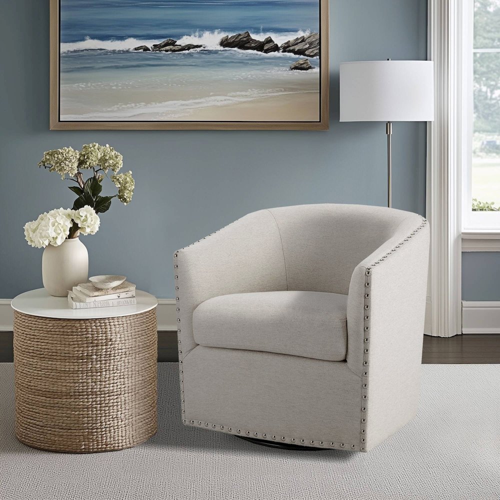 Swivel Chair. Picture 1