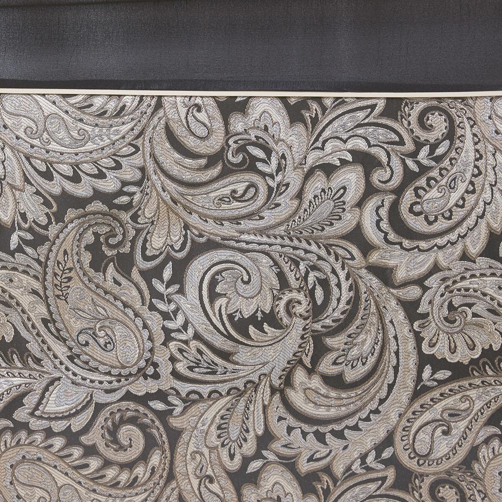 Jacquard Shower Curtain. Picture 2