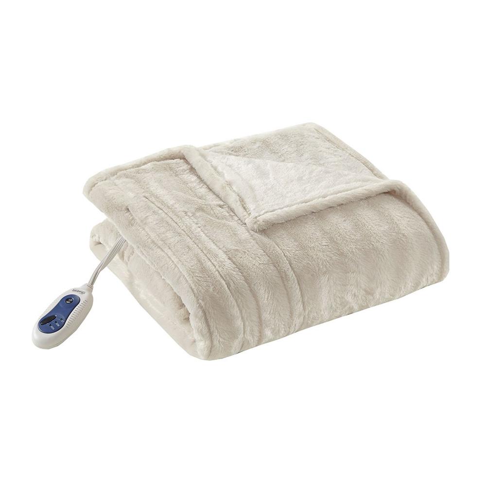 Faux Fur Heated Throw. Picture 3