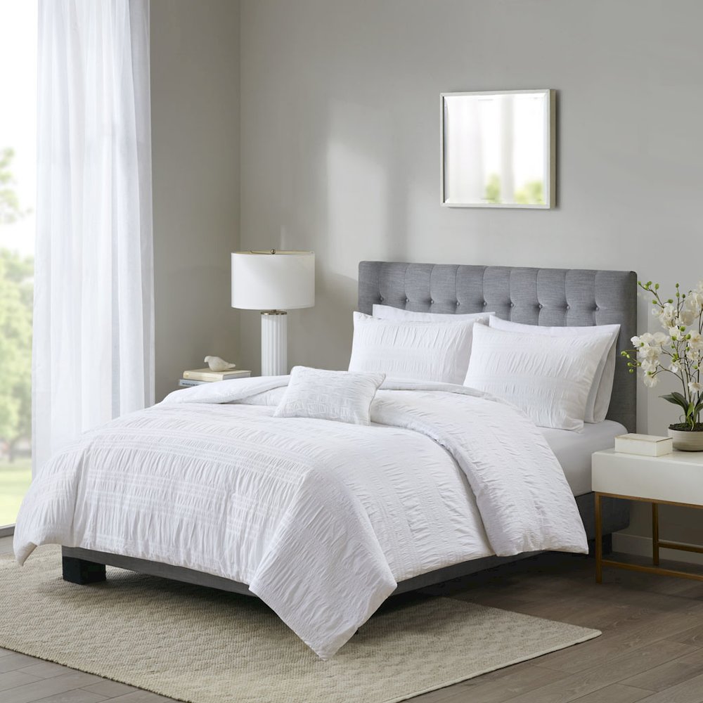 4 Piece Cotton Seersucker Duvet Cover Set. Picture 4