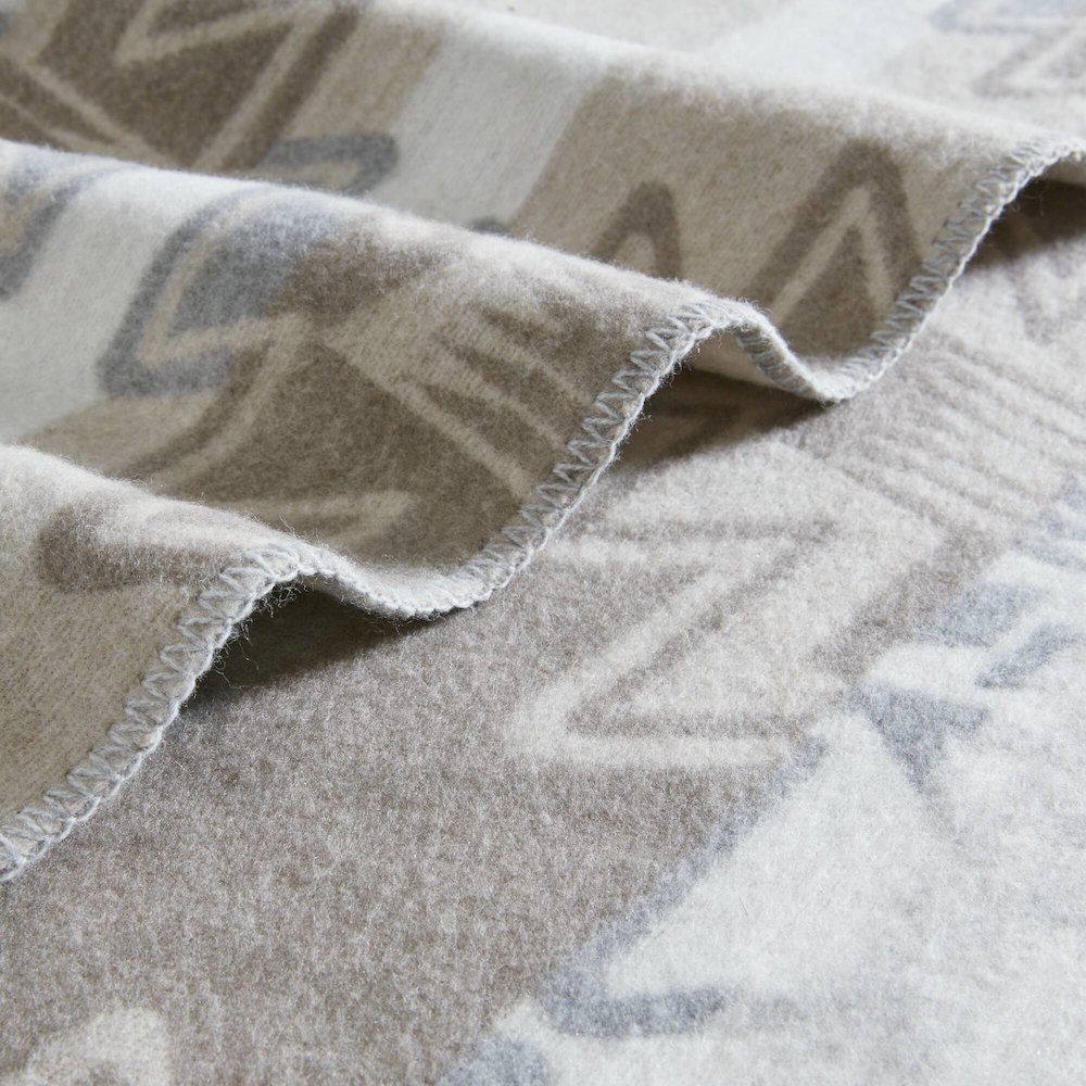 Alberta Cotton Blend Blanket. Picture 4