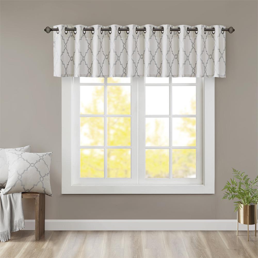 Fretwork Print Grommet Top Window Valance. Picture 4