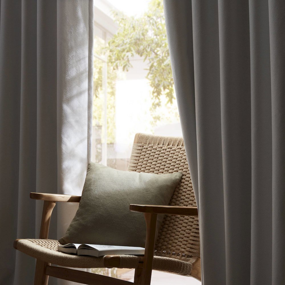 Karien Sound blocking/Total blackout curtain panel pair. Picture 5