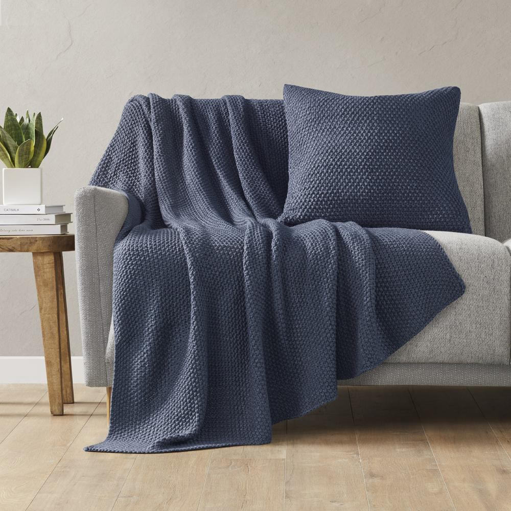 Square Pillow Cover. Picture 3